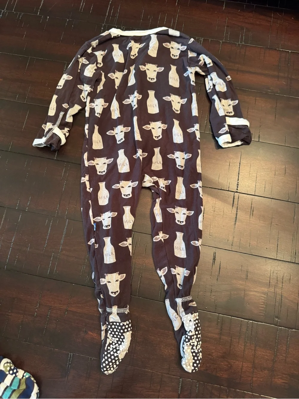 Kickee Pants  6-9 months Footed One-Piece with Cow & Milk Print